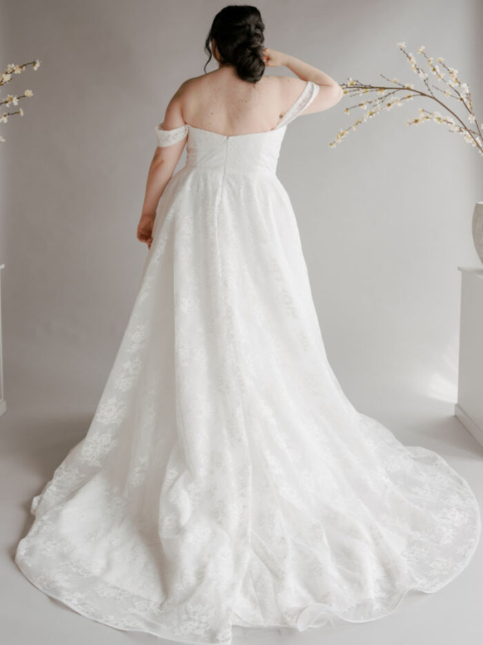 SARAH/SADIE dress + drapes - Image 2