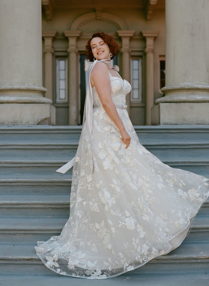 SARAH/SADIE dress + bows - Image 4
